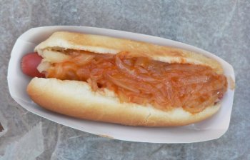 Ein original New Yorker Hotdog